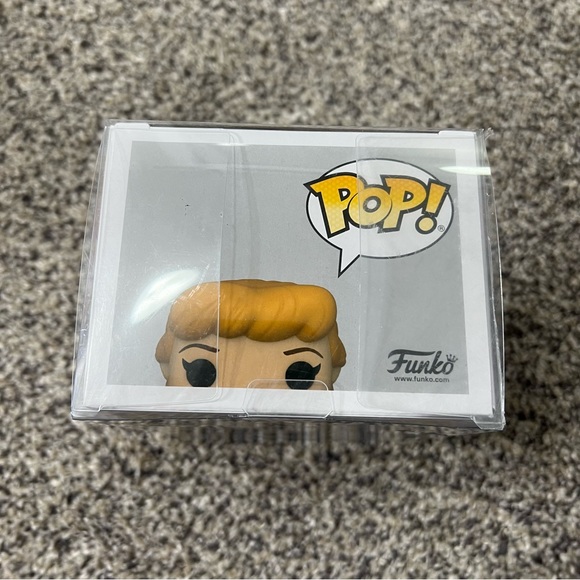 NEW FUNKO POP Disney Cinderella Princess 1015 - Picture 5 of 6